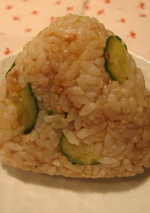 ~*~梅キュウ味噌おにぎり~*~-レシピのメイン写真