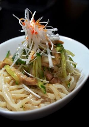 焼き豚のあったかいサラダうどん-レシピのメイン写真