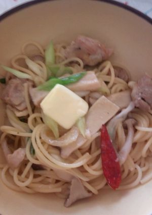 鶏ときのことネギの和風バターパスタ-レシピのメイン写真