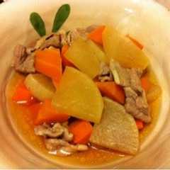 รูปของ 母直伝!安い豚コマで大根うま煮♬