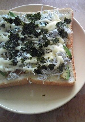 お食事トースト　アボカド＆しらす-レシピのメイン写真