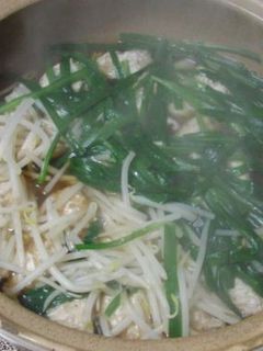 鶏春雨団子鍋-レシピのメイン写真