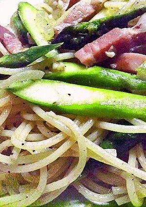 風味と食感！アンチョビとアスパラのパスタ-レシピのメイン写真
