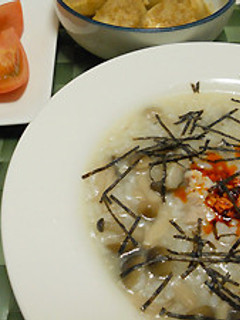 圧力鍋で鶏ときのこのラー油中華がゆ-レシピのメイン写真