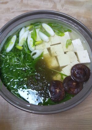 ☆おぼろ昆布を使って鍋de湯豆腐☆-レシピのメイン写真