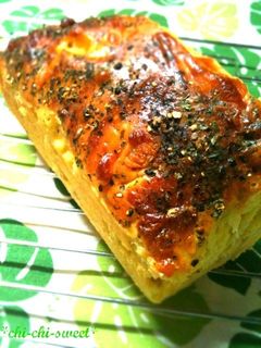 オニオンと黒胡椒のケークサレ♪-レシピのメイン写真