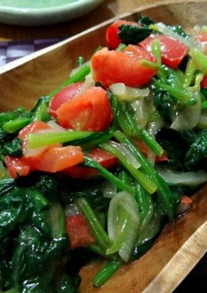 簡単おいしく♪ほうれん草とトマトの炒め物-レシピのメイン写真