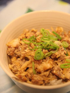 きゃべ玉そぼろ丼-レシピのメイン写真