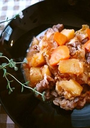 意外な美味しさ！キムチーズ肉じゃが-レシピのメイン写真