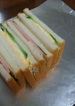食パンでサンドウィッチ-レシピのメイン写真