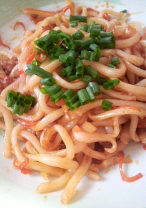 節約！簡単ランチ☆辛口焼きうどん-レシピのメイン写真