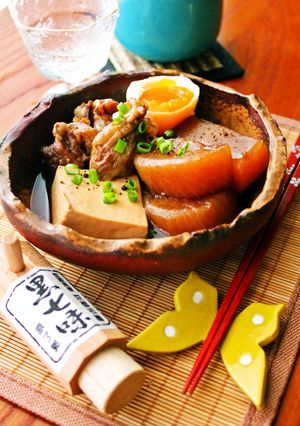 たまごやら豆腐も美味しい☆牛すじ大根-レシピのメイン写真