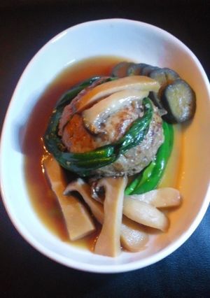 まんまる煮込みハンバーグ-レシピのメイン写真