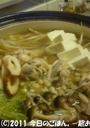 手羽元で鶏鍋ダシ♪もちろん手羽は食べます-レシピのメイン写真