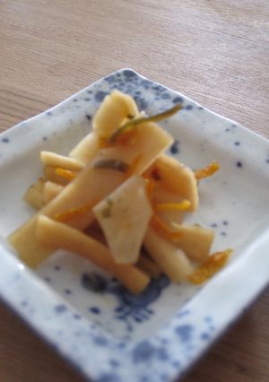 大根とみかんの皮で漬ける　エコ漬け-レシピのメイン写真