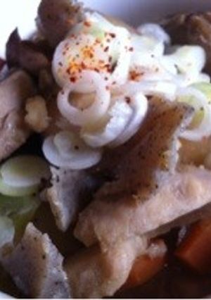 寒くなってきたら根菜たっぷりモツ煮込み-レシピのメイン写真