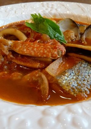簡単ブイヤベース風？魚介のトマトソース煮-レシピのメイン写真