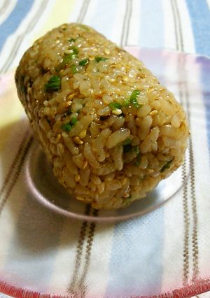 海苔の佃煮で俵おにぎり＊-レシピのメイン写真