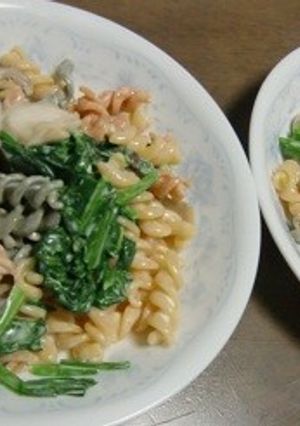 ほうれん草・本しめじ入りのマカロニサラダ-レシピのメイン写真