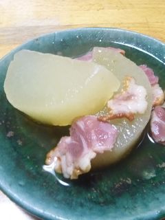 おでんの素で簡単!大根とベーコンの洋風煮-レシピのメイン写真