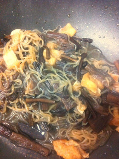 超簡単乾燥芋がら(ずいき)の煮物-レシピのメイン写真