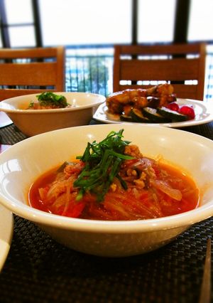 コク旨☆鶏ひき肉と春雨のトマトスープ-レシピのメイン写真