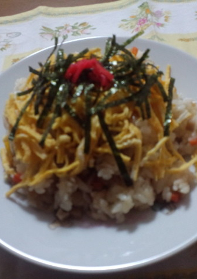 根菜のうま煮入り簡単ちらし寿司-レシピのメイン写真