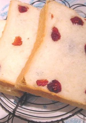 ジャパネスクで＊＊ドライフルーツの食パン-レシピのメイン写真
