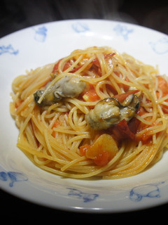 牡蠣とトマトのパスタ-レシピのメイン写真