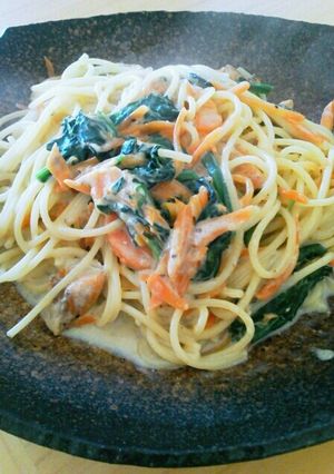 サーモンとニンジンの豆乳パスタ-レシピのメイン写真
