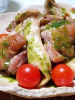** 鶏ときのこのバジルソース **-レシピのメイン写真