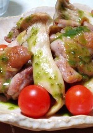 ** 鶏ときのこのバジルソース **-レシピのメイン写真