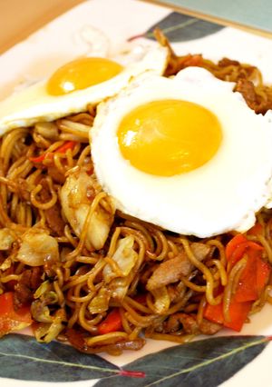 市販品にひと工夫で屋台のソース焼きそば-レシピのメイン写真