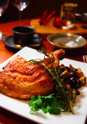 本格★骨付き鶏もも肉のカチャトーラ-レシピのメイン写真