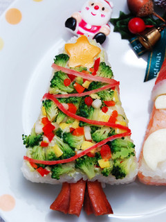 おにぎり型deクリスマスツリーちらし寿司-レシピのメイン写真