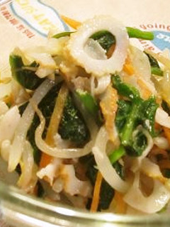 給食でおかわりの行列!三色おひたし-レシピのメイン写真