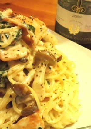 生鮭とほうれん草のチーズクリームパスタ-レシピのメイン写真