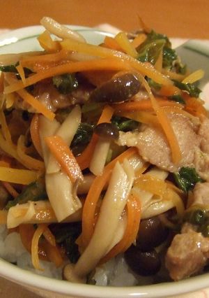セロリの葉っぱでどんぶりご飯-レシピのメイン写真