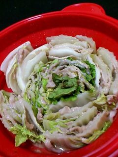 ルクエで白菜と豚肉のミルフィーユ蒸し-レシピのメイン写真