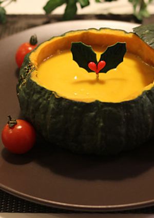 クリスマスに♪丸ごとかぼちゃスープ-レシピのメイン写真