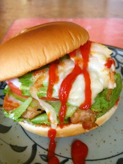 感動の!残り物てりやきチキンバーガー♪-レシピのメイン写真