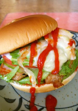 感動の！残り物てりやきチキンバーガー♪-レシピのメイン写真