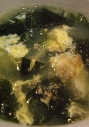 わかめと卵の中華スープにんにく風味-レシピのメイン写真