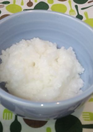 離乳食に！炊飯器の保温機能で簡単おかゆ。-レシピのメイン写真