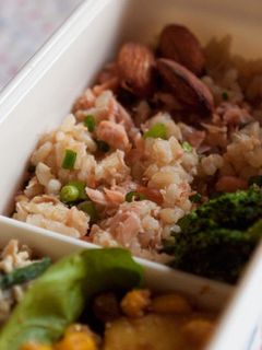 お弁当にも☆秋鮭の混ぜご飯-レシピのメイン写真