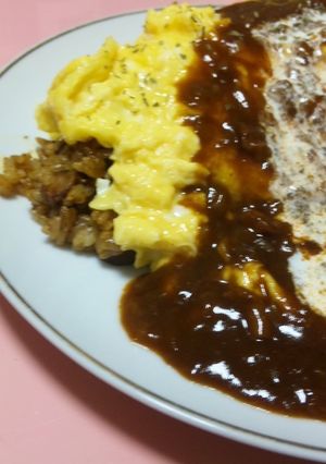 デミグラスソースの半熟オムライス-レシピのメイン写真