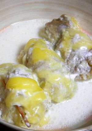 豚バラの白菜巻き・牛乳&チーズ煮-レシピのメイン写真