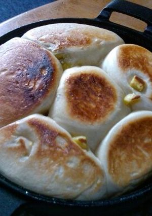 さつまいもパン【ダッチオーブンで♪】-レシピのメイン写真