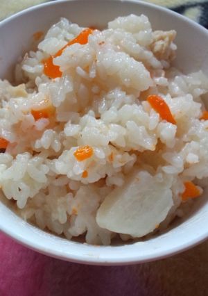 満腹炊き込みご飯☆チーズ.里芋.お肉入り-レシピのメイン写真