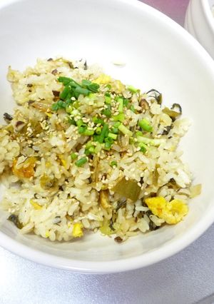 玉ねぎが決め手☆簡単高菜チャーハン-レシピのメイン写真